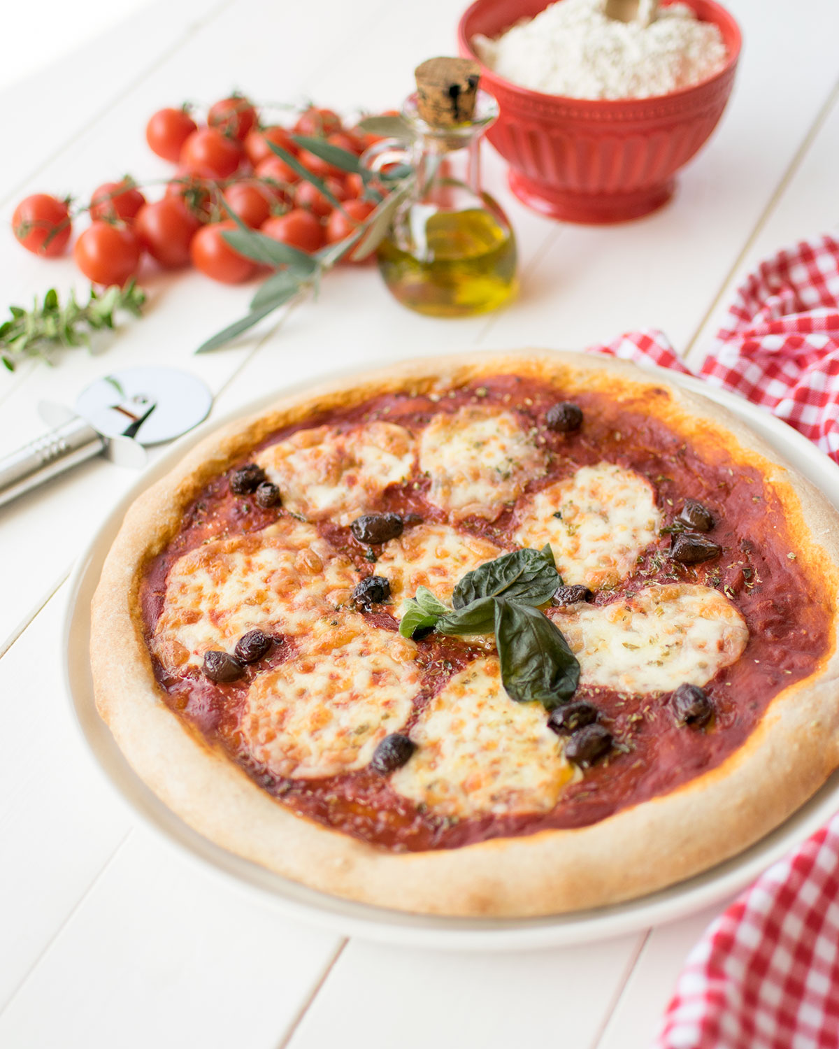 pizza_margherita_olive_taggiasche_ricetta