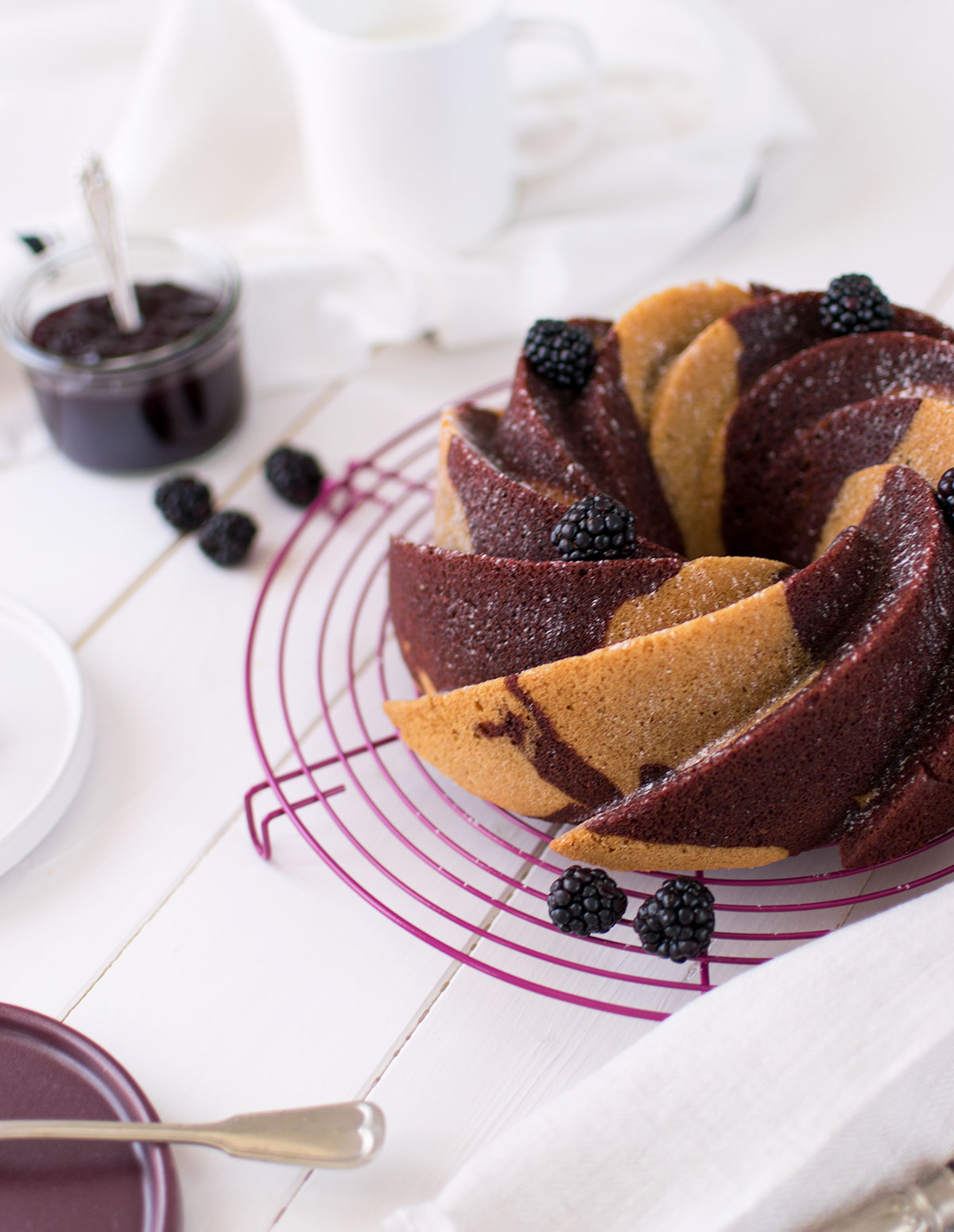 blackberry_swirl_bundt_cake_ricetta